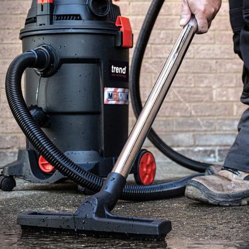 Vacuums and Dust Extractors